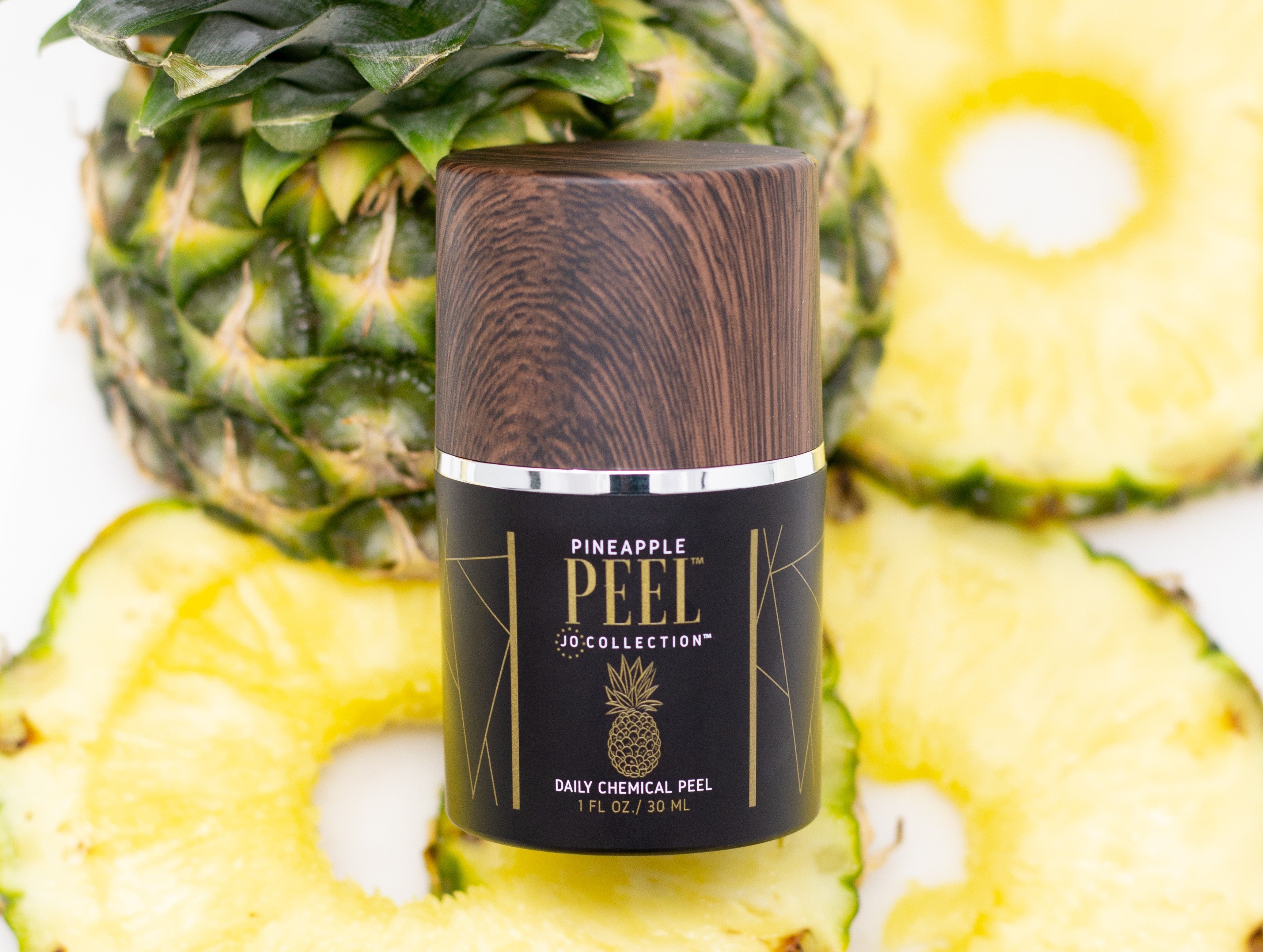 Jo Collection Pineapple Peel with pineapples in the background